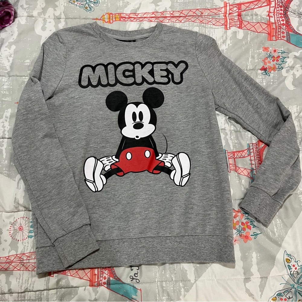 Long sleeve Disney Sweatshirt